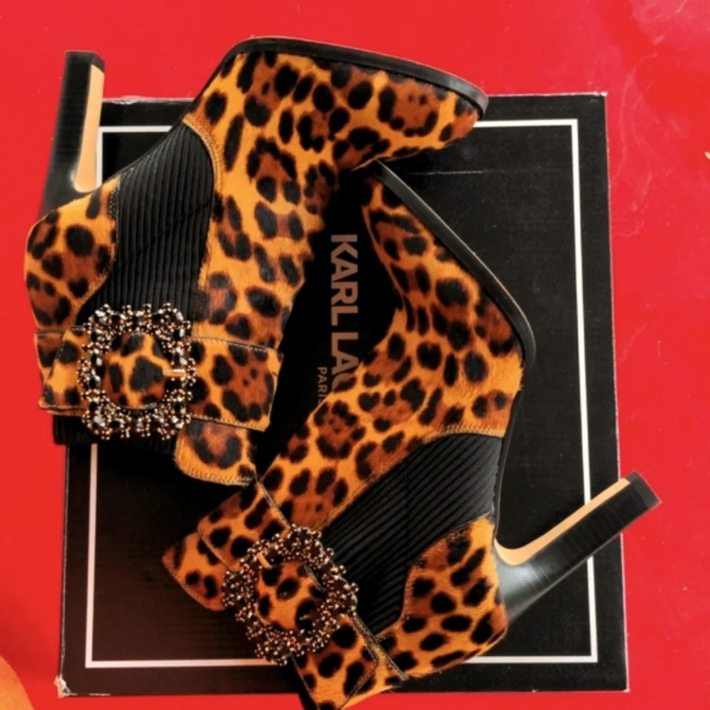 Leopard print Karl Lagerfeld leather bootie, size 8